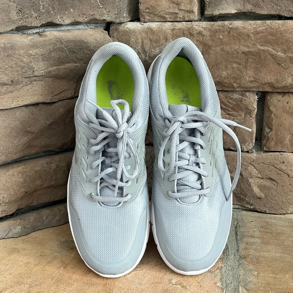Nike orive gray